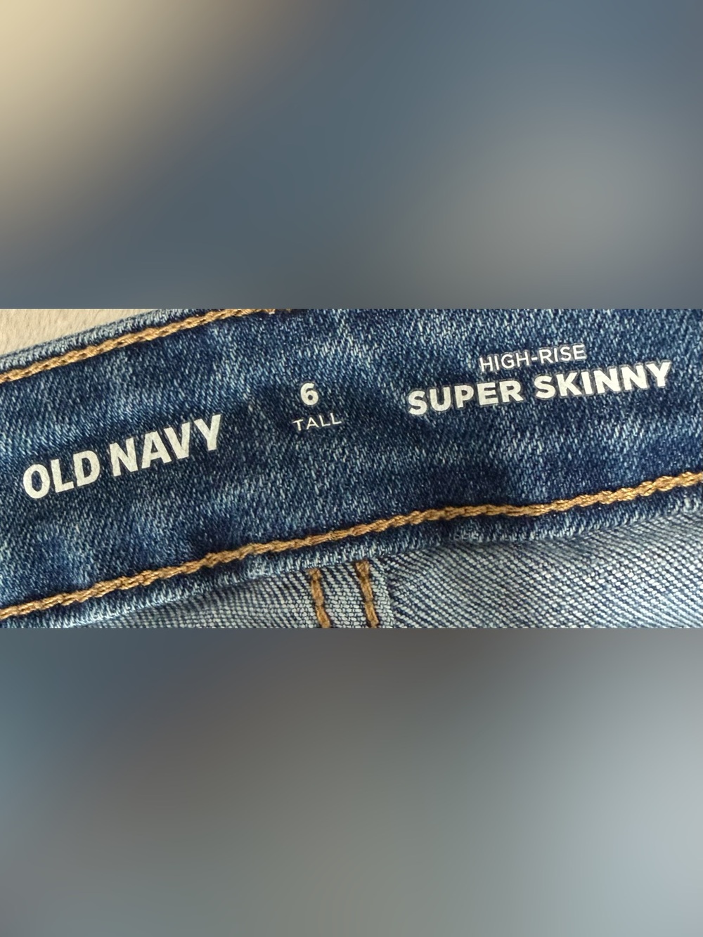 Old Navy High-Rise Super Skinny Jeans Women’s 6 Tall Medium Wash Stretch Denim - Picture 2 of 6